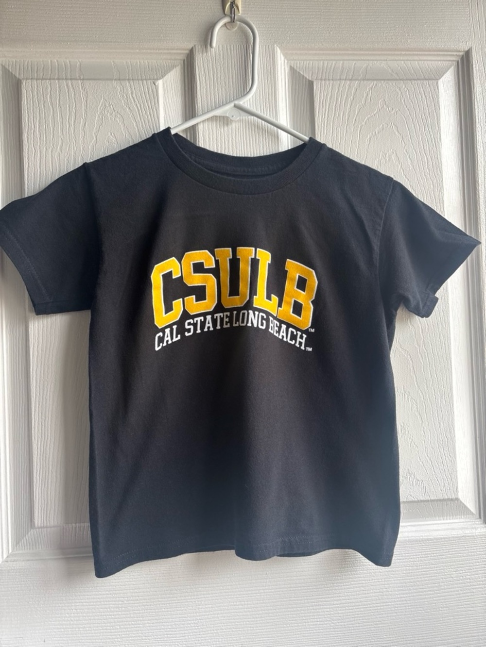 MV Sport Boys Youth XS Black CSULB Cal State Long Beach Logo Crew T-Shirt
